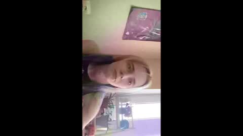 Snapshot of adamtarlet chatting on August 8, 7:43 am Adam online show from August 8, 7:43 am