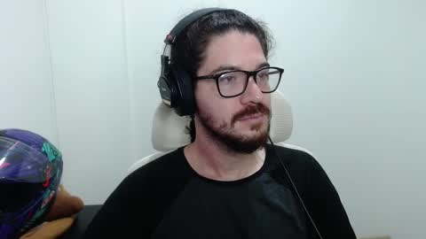 Snapshot of adamussutekh chatting on January 10, 9:34 am Adam online show from January 10, 9:34 am