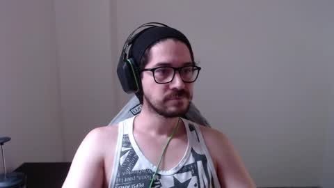 Snapshot of adamussutekh chatting on March 9, 2:43 pm Adam online show from March 9, 2:43 pm