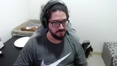 Snapshot of adamussutekh chatting on September 26, 12:20 pm Adam online show from September 26, 12:20 pm