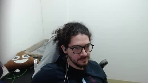 Snapshot of adamussutekh chatting on October 8, 11:52 am Adam online show from October 8, 11:52 am