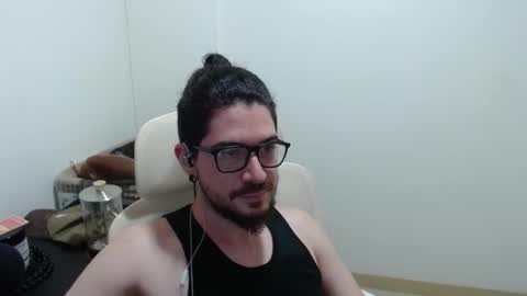 Snapshot of adamussutekh chatting on February 6, 8:01 pm Adam online show from February 6, 8:01 pm