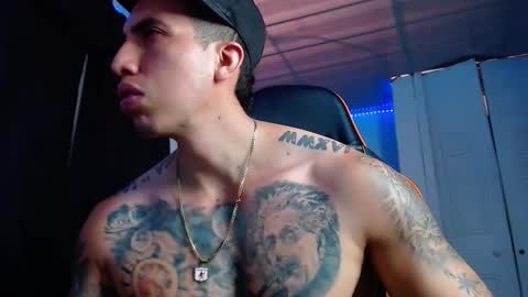 Snapshot of adan_hudson chatting on October 23, 2:49 pm Anderson online show from October 23, 2:49 pm