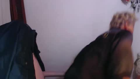 adan_romanoff online show from February 27, 8:14 am