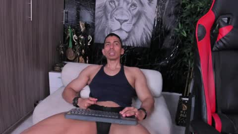 Adan Sin online show from June 5, 4:24 pm