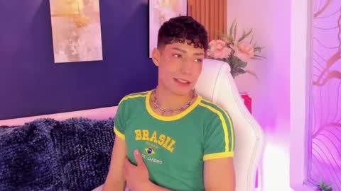 Adan  online show from June 22, 12:13 pm