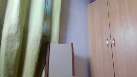 Snapshot of adanxbaby chatting on June 25, 8:24 pm online show from June 25, 8:24 pm