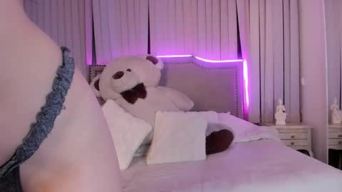 adara__star online show from March 18, 3:42 am