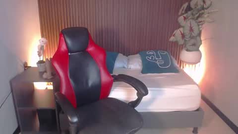 A D A R N A online show from November 7, 7:36 pm