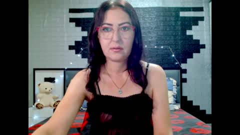 AdaVeraa online show from June 26, 9:14 am