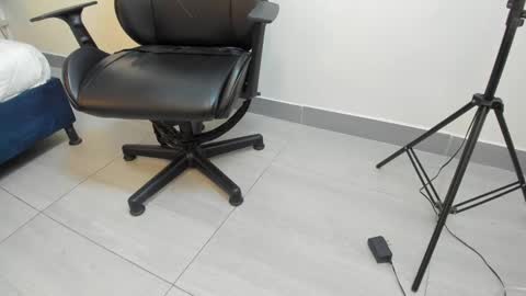 Snapshot of adbel_sady chatting on February 17, 11:13 am adbel sady online show from February 17, 11:13 am