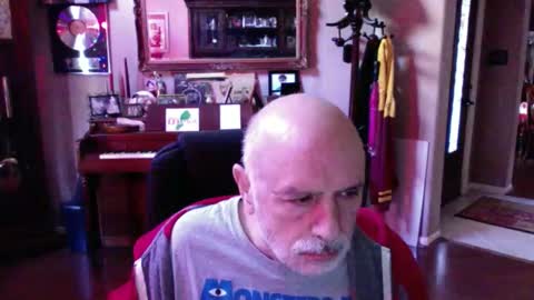 add_me_2 online show from December 15, 8:02 pm