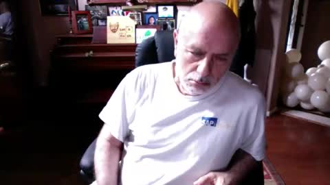 add_me_2 online show from June 5, 6:57 pm