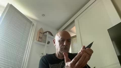add_me_2 online show from June 23, 10:35 am