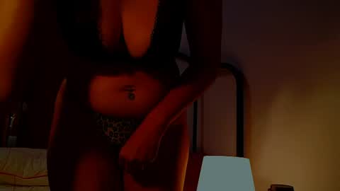 amy        online show from July 22, 8:33 pm