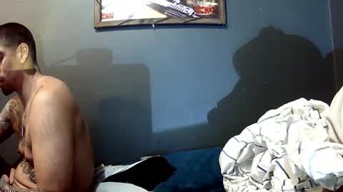 Snapshot of addictedtobustnloads1 chatting on December 15, 5:44 am addictedtobustnloads1 online show from December 15, 5:44 am