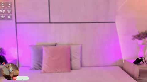 A D D I S O N  online show from January 18, 7:58 pm