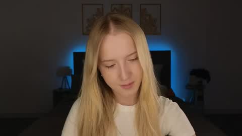 Snapshot of adele_armas chatting on May 19, 8:59 pm Adele online show from May 19, 8:59 pm