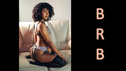 Snapshot of adele_carter_ chatting on October 28, 12:30 pm Andrea online show from October 28, 12:30 pm