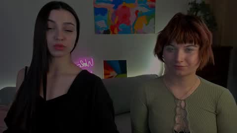 adele_favorite online show from April 18, 12:20 pm