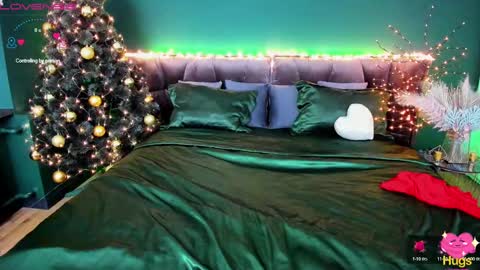 Your Adele online show from December 24, 5:38 am