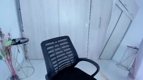 Carolina online show from July 8, 11:04 am