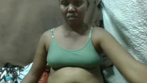 Snapshot of adelealy chatting on March 2, 10:03 am adelealy online show from March 2, 10:03 am