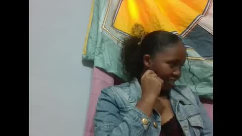 Snapshot of adelealy chatting on September 25, 7:01 am adelealy online show from September 25, 7:01 am