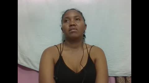 Snapshot of adelealy chatting on October 3, 8:00 am adelealy online show from October 3, 8:00 am