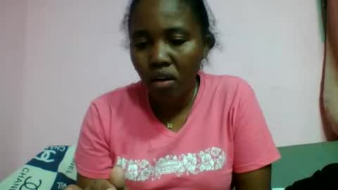 Snapshot of adelealy chatting on July 13, 5:38 pm adelealy online show from July 13, 5:38 pm
