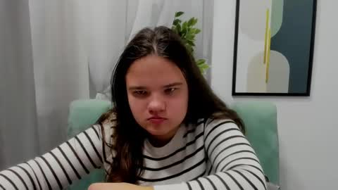 adelecruzz online show from February 3, 1:08 pm