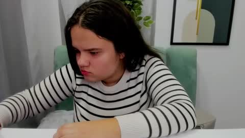 adelecruzz online show from February 3, 4:20 pm