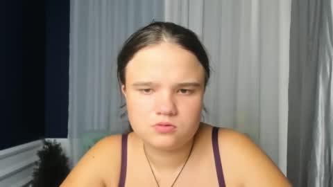 adelecruzz online show from September 11, 12:05 pm