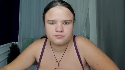 adelecruzz online show from September 28, 12:10 pm