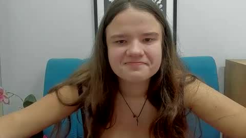 adelecruzz online show from February 4, 1:17 pm