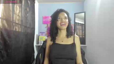 Snapshot of adeleth_blue chatting on November 5, 12:49 pm Adeleth online show from November 5, 12:49 pm