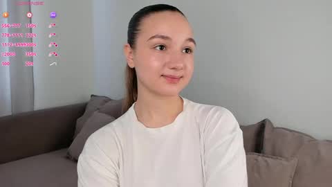 Snapshot of adelexx_zll chatting on April 8, 5:07 am adelexx_zll online show from April 8, 5:07 am