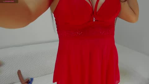 Snapshot of adeline_reilly chatting on May 18, 11:43 pm adeline_reilly online show from May 18, 11:43 pm
