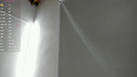 Snapshot of adelineevanss chatting on March 9, 4:05 am adeline online show from March 9, 4:05 am