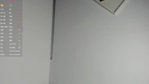 Snapshot of adelineevanss chatting on March 11, 3:05 am adeline online show from March 11, 3:05 am