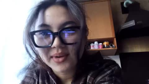 Anna online show from November 23, 8:03 am