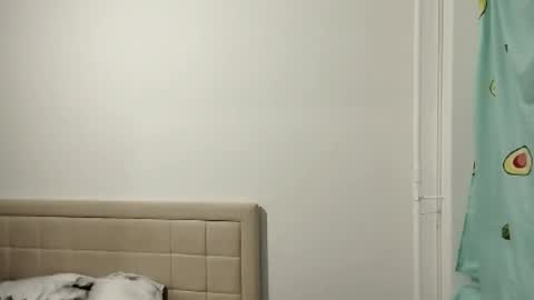 Anna online show from February 4, 3:07 pm