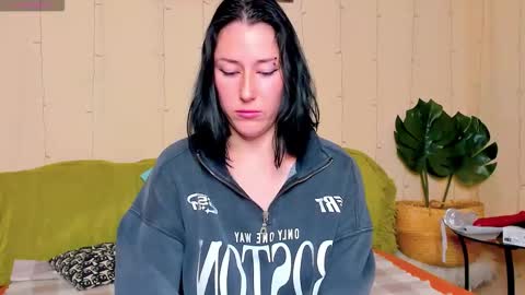 Adel online show from September 27, 5:18 pm