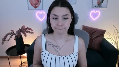 Your sweet girl online show from January 23, 1:45 pm