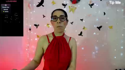 Snapshot of adellelennox_cg chatting on December 22, 2:47 pm Adelle online show from December 22, 2:47 pm