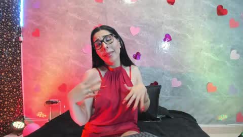Adellelennoxx online show from May 25, 8:53 am