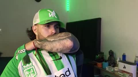 Ades online show from March 18, 7:00 am