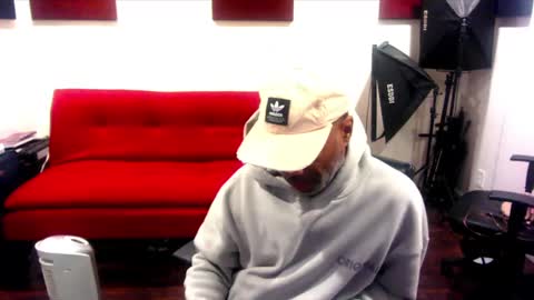 adick_ting online show from December 25, 7:24 am