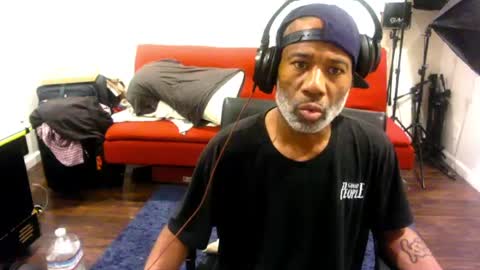 adick_ting online show from September 20, 7:09 am