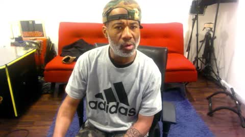 adick_ting online show from December 15, 1:32 am